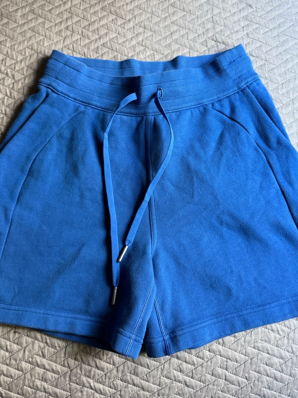 Lululemon Scuba High-Rise Short 5” Blazer Blue